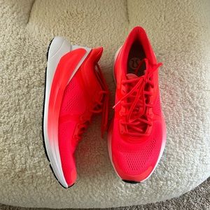 Lululemon Blissfeel running shoe